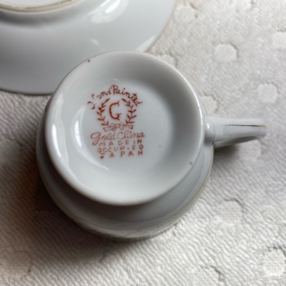 GOLD CHINA Tea Cup and Saucer Set made in occupied China - Picture 7 of 13